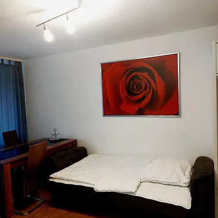 2 Nahe Stadtzentrum Apartman *